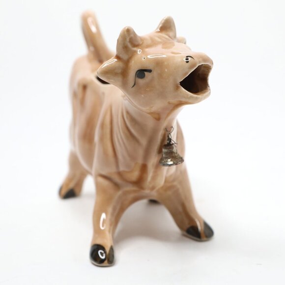 Vintage Kenmar Brown Cow w/ Brass Bell  Farmhouse Kitsch MCM Japan Ceramic Jug - Picture 4 of 10